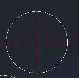 CAD中快速画多个圆的中心线的画法